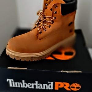 Brand New Mens Size 11.5 Timberland Boots